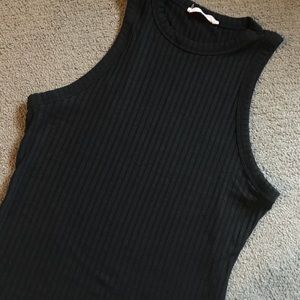 Black tank top M